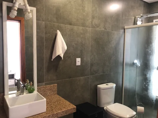 Imagem 16: Imóvel de Luxo em CondomÍnio: Casa com 4 Quartos e 3 Suítes em...