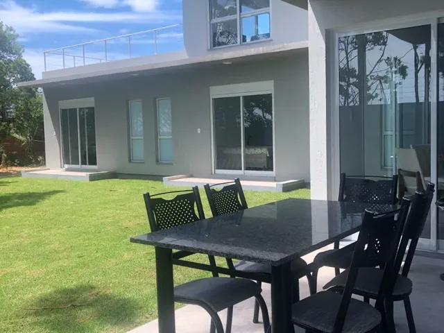 Imagem 7: Imóvel de Luxo em CondomÍnio: Casa com 4 Quartos e 3 Suítes em...