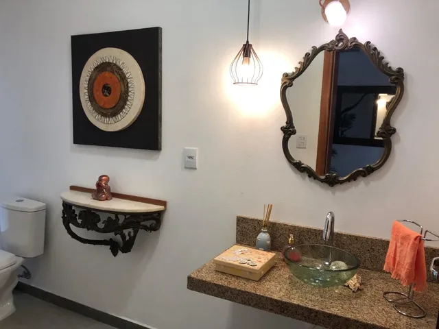 Imagem 2: Imóvel de Luxo em CondomÍnio: Casa com 4 Quartos e 3 Suítes em...