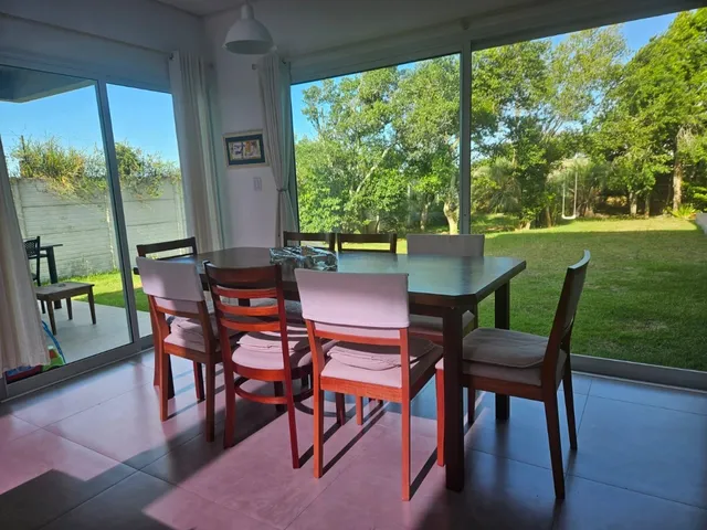 Imagem 12: Imóvel de Luxo em CondomÍnio: Casa com 4 Quartos e 3 Suítes em...