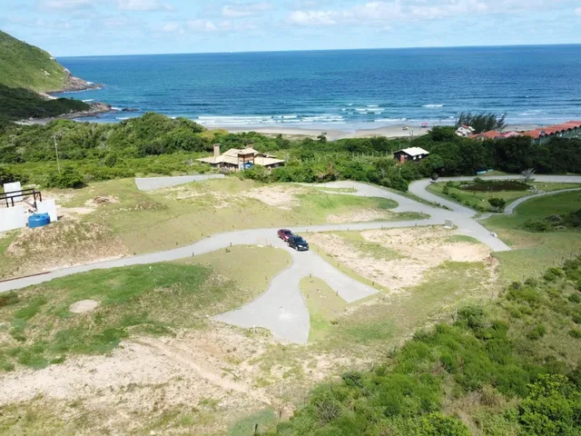 Imagem: Terreno em Condomínio À Venda na Praia