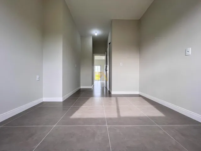 Imagem 5: Casa à venda em Imbituba-SC, 2 quartos, 2 suítes, 70m², no bairro Sambaqui