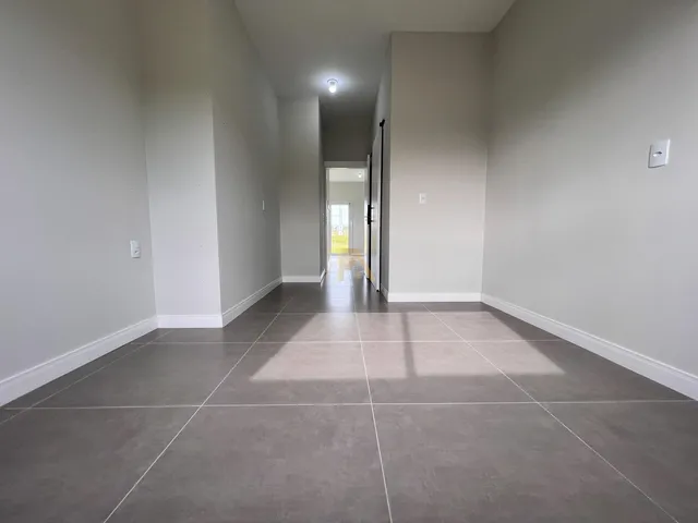 Imagem 4: Casa à venda em Imbituba-SC, 2 quartos, 2 suítes, 70m², no bairro Sambaqui