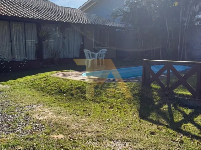 Imagem 4: Casa com 4 dormitórios e piscina próxima à lagoa ? Campo