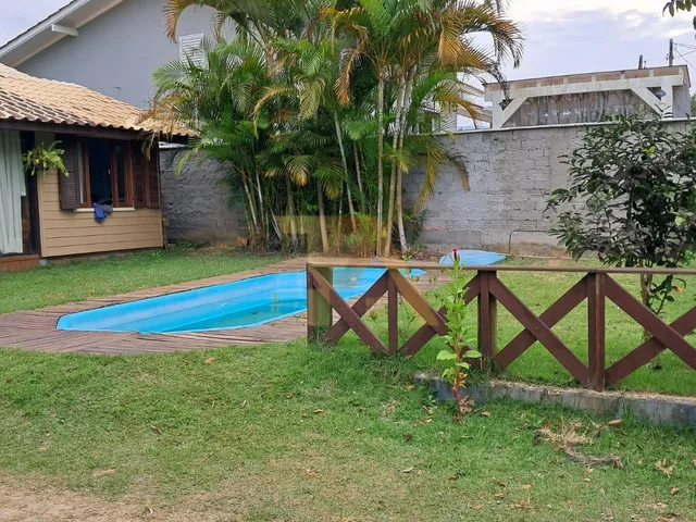 Imagem 8: Casa com 4 dormitórios e piscina próxima à lagoa ? Campo