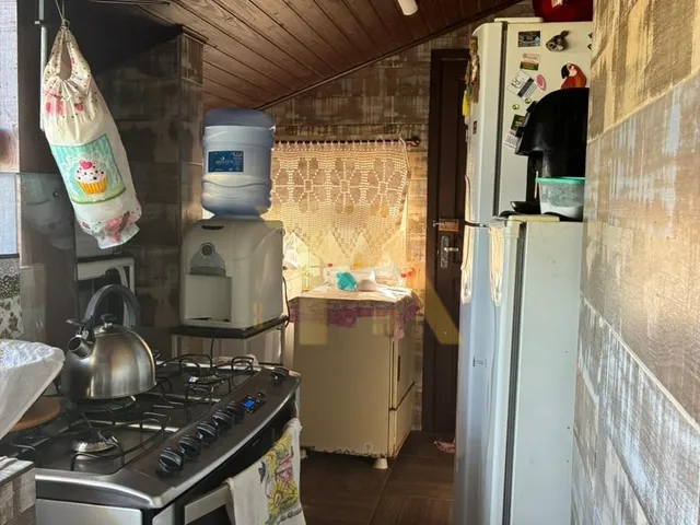 Imagem 16: Casa com 4 dormitórios e piscina próxima à lagoa ? Campo