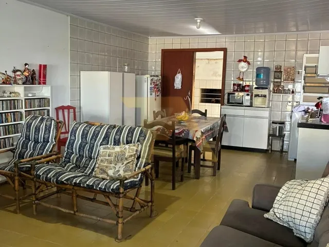 Imagem 7: Casa com edícula no Centro de Garopaba
