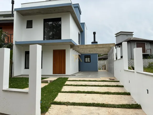 Imagem: A casa possui 3 Dormitórios, 2 Suítes, 3 Banheiros, 2