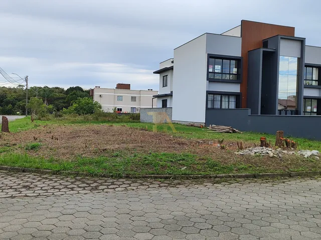Imagem: Terreno à venda em Garopaba-SC, bairro