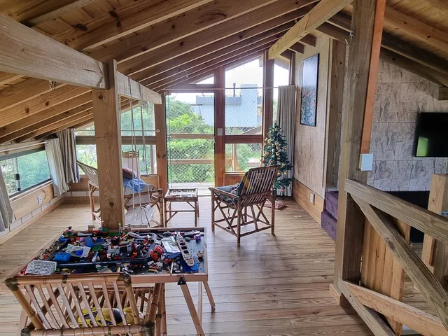 Imagem 15: Imóvel completo com piscina, duas casas e sala comercial para investir em Ibiraquera