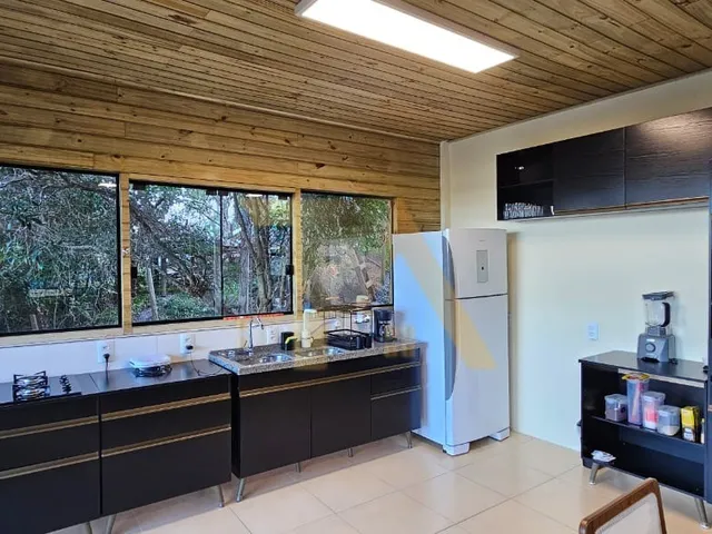 Imagem 4: Linda Casa Sustentável e Mobiliada à Venda Conforto Qualidade e Vista Privilegiada