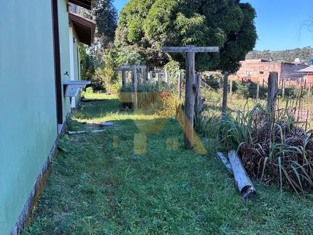 Imagem 7: Excelente Oportunidade Duas Casas com Edícula e Terreno Amplo