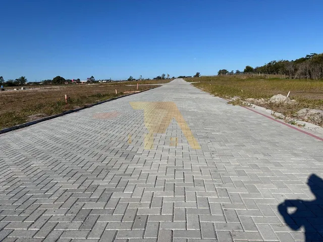 Imagem 4: Terreno à venda em Imbituba-SC, no Loteamento Reserva do Lago com 300m² de área