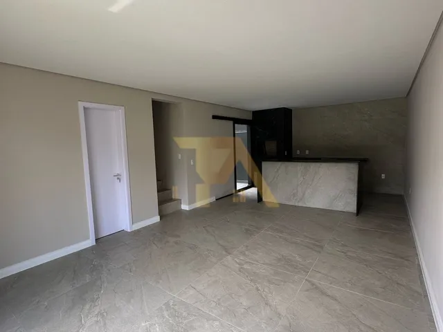Imagem 7: Imperdível oportunidade: Casa à venda em Garopaba-SC, bairro Panorâmico, 3 quartos, 1