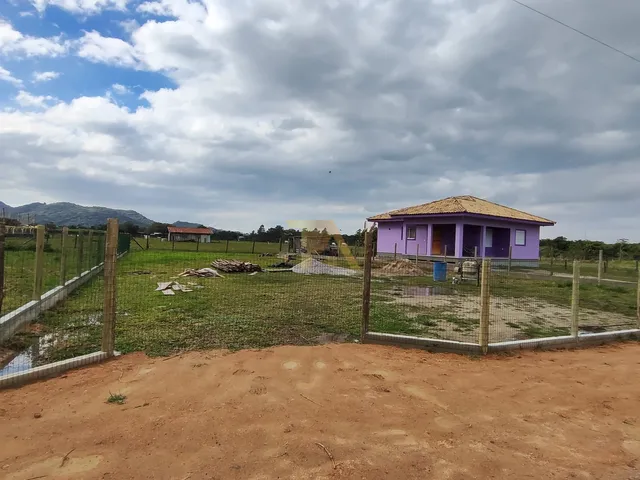 Imagem: Terreno à venda em Garopaba-SC, bairro