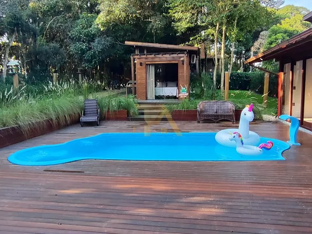 Imagem 3: Imperdível casa de luxo em Ibiraquera: 4 quartos, 3 suítes, 5 banheiros, 4 vagas