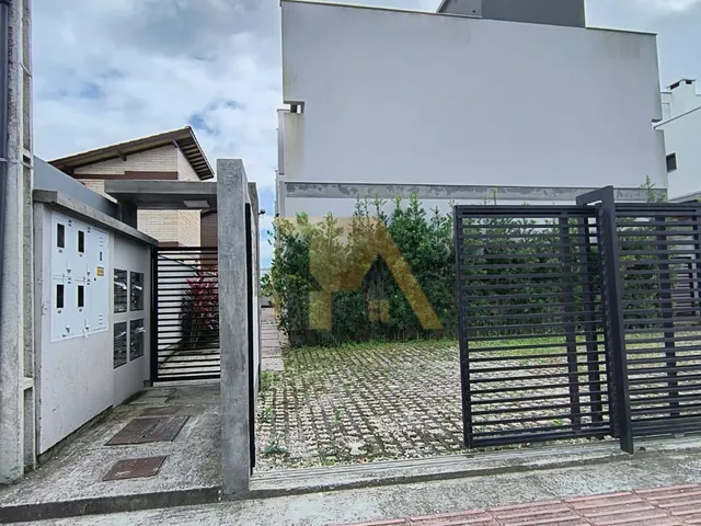 Imagem 9: Imperdível Casa à Venda em Garopaba-SC, Bairro Campo Duna: 2 Quartos, 2 Suítes, 1