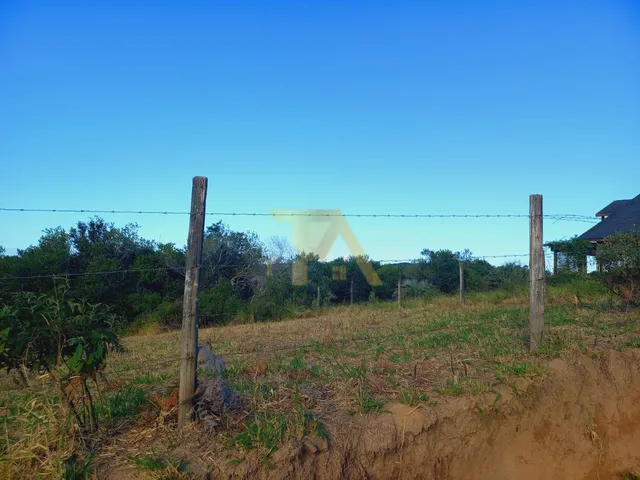Imagem 5: Terreno de 700m² na Praia do Rosa com Matrícula e Financiável