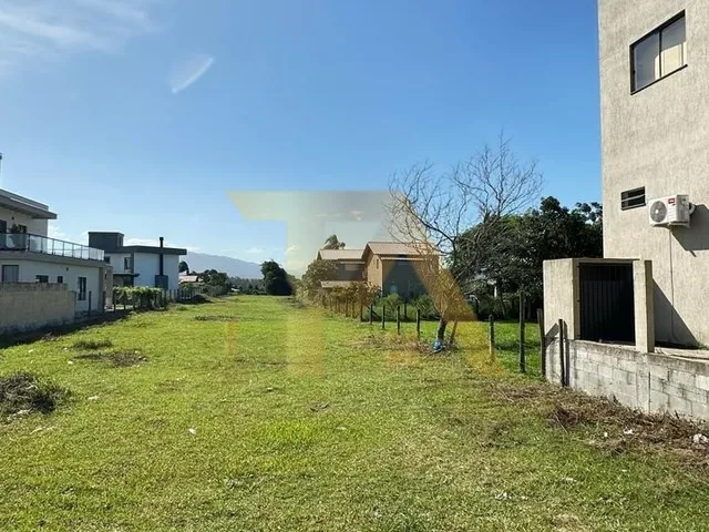 Imagem: Terreno de 6.160 m² com escritura na Praia