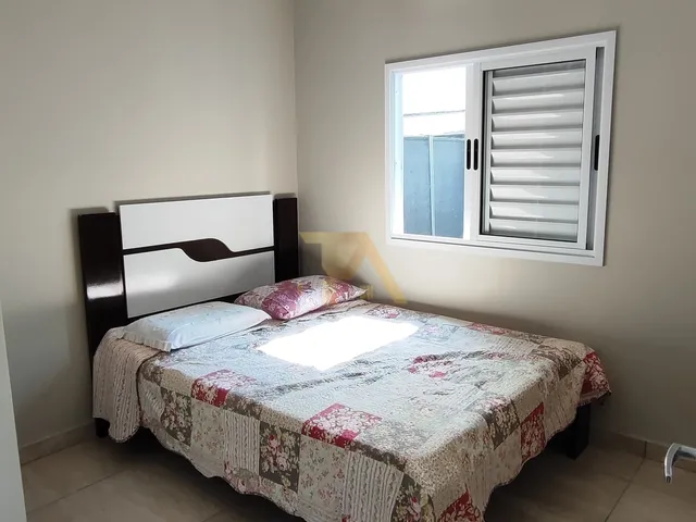 Imagem 14: Imóvel à venda em Imbituba-SC: Residência espaçosa com 4 quartos, 3 salas e 176m² no