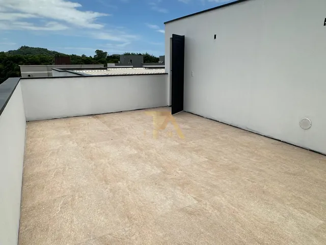 Imagem 8: Apartamento com terraço exclusivo