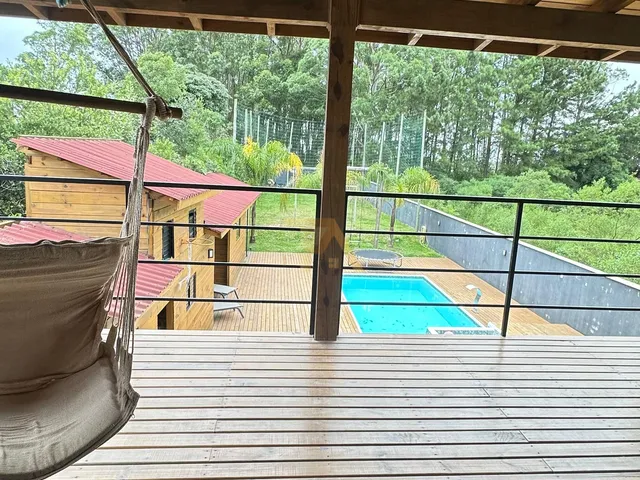 Imagem 6: Casa com 5 Quartos (3 Suítes), Piscina e Área de Lazer