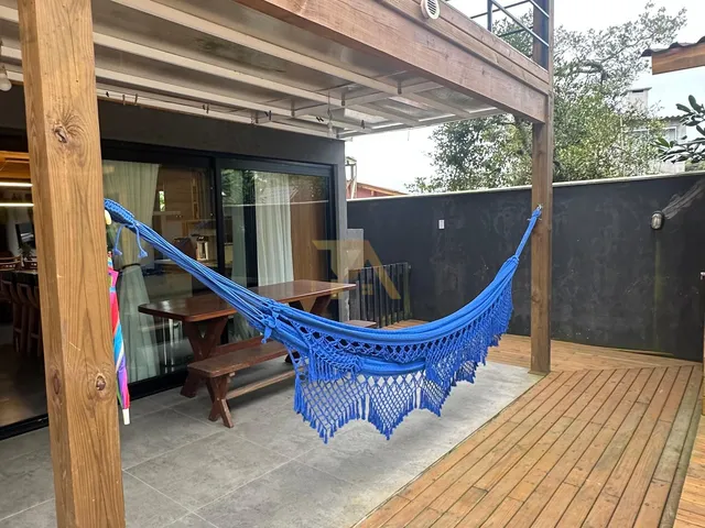 Imagem 15: Casa com 5 Quartos (3 Suítes), Piscina e Área de Lazer