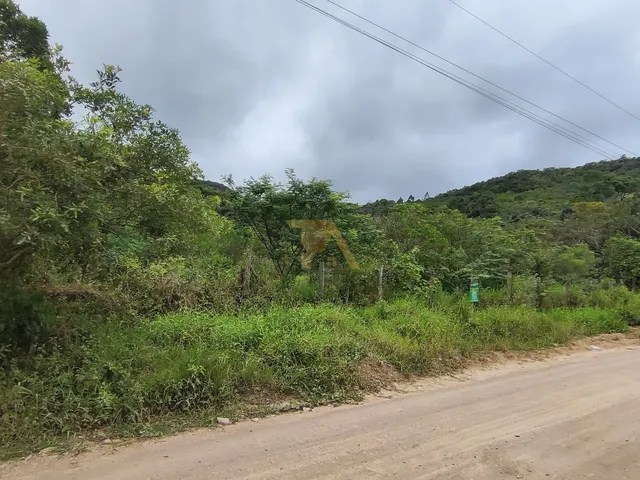 Imagem 3: Terreno de 2.100m²