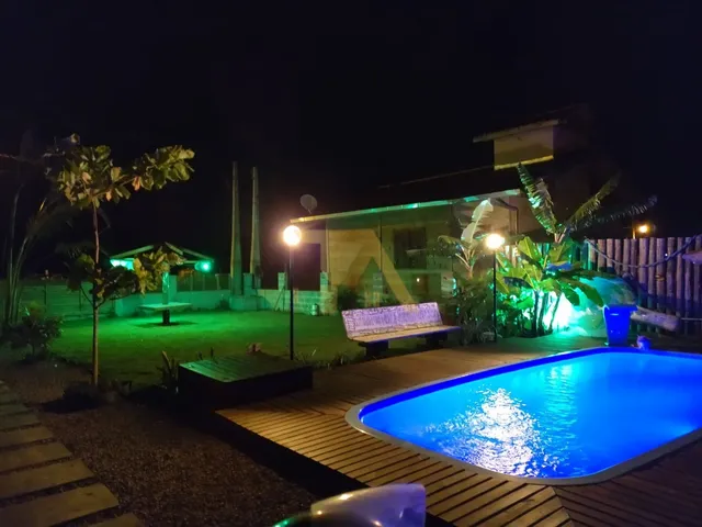 Imagem 9: Casa de 3 Quartos com Piscina