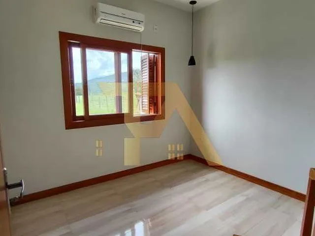 Imagem 13: Casa térrea com 2 dormitórios e 170 m²