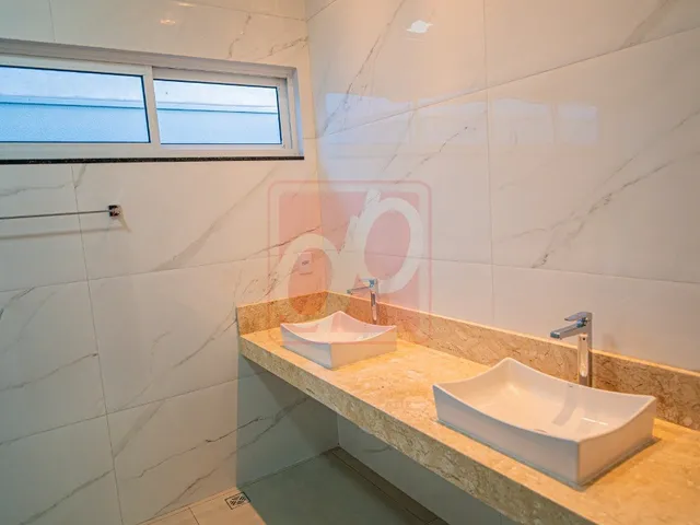 Imagem 13: Imperdível casa de 3 quartos com 3 suítes no Green Park, Sorriso-MT: 2 salas, banheiro