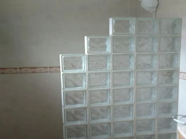 Imagem 16: Ótima Casa - Locação Anual - (2) dois Pavimentos - Tres dormitórios sendo (2) duas