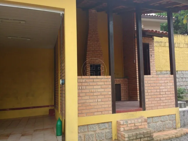 Imagem 12: Ótima Casa - Locação Anual - (2) dois Pavimentos - Tres dormitórios sendo (2) duas