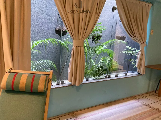 Imagem 9: Casa comercial em Casa Forte com 10 salas e wcs privativos
