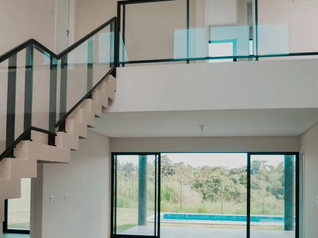 Imagem 10: Casa em condomínio fechado com 05 suítes