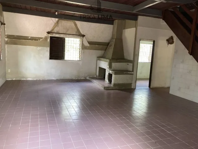 Imagem: Casa 4 quartos com terreno de 1700m², próximo