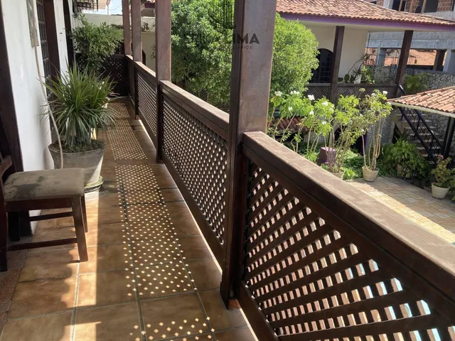 Imagem 4: Casa à venda com 07 quartos sendo 03 suítes, super área de lazer com piscina e espaço