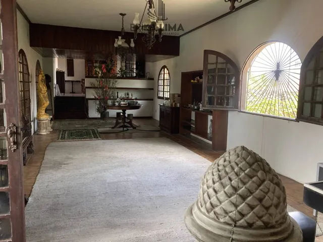 Imagem 12: Casa à venda com 07 quartos sendo 03 suítes, super área de lazer com piscina e espaço