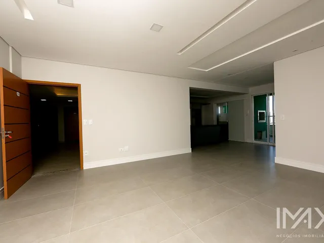 Imagem 5: Apartamento À Venda no Ed. Esmeralda, 128 M² por R$1.390.000,00