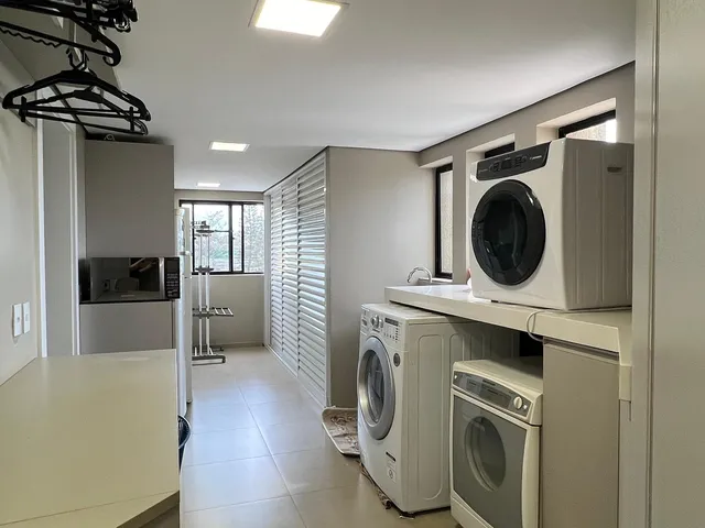 Imagem 3: Apartamento Mobiliado à venda no Edifício Panoramico, 340m2 por R 2.200.000,00
