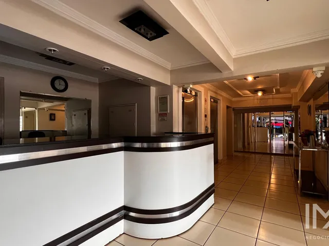 Imagem 5: Apartamento Mobiliado à Venda no Edifício Foz Residence, 45m2 por R 400.000,00