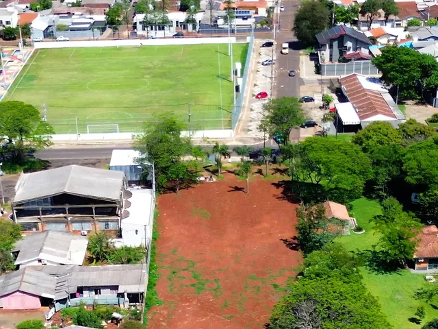 Imagem: Terreno à Venda na Avenida Por do Sol