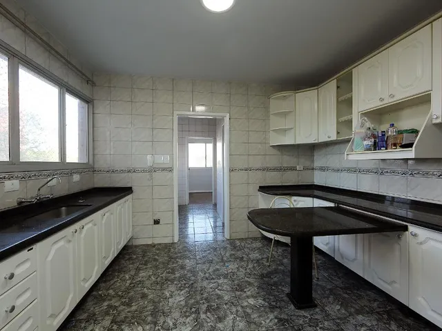 Imagem 4: Apartamento à Venda no Edifício Porto Seguro, 138 m² por R$590.000,00