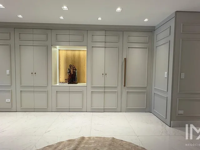 Imagem 7: Apartamento Mobiliado à Venda no Edifício Renoir, 160m2 por R 2.300.000,00