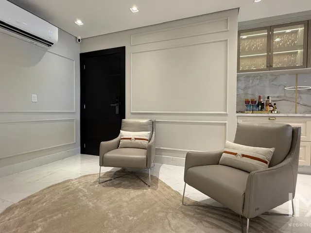 Imagem 8: Apartamento Mobiliado à Venda no Edifício Renoir, 160m2 por R 2.300.000,00