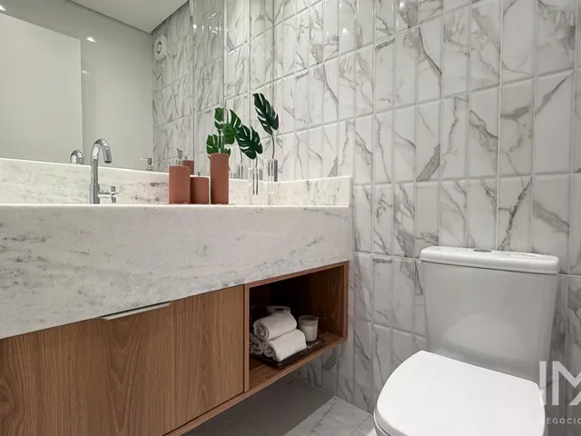 Imagem 13: Apartamento Mobiliado à Venda no Edifício Renoir, 160m2 por R 2.300.000,00