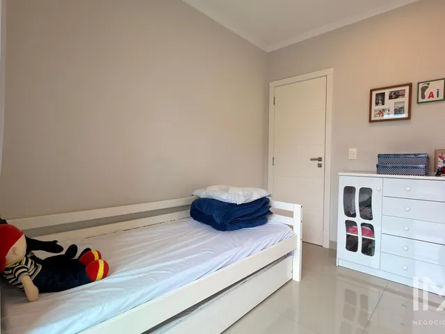 Imagem 3: Sobrado à Venda no Jardim Lancaster, 159m2 por R 900.000,00