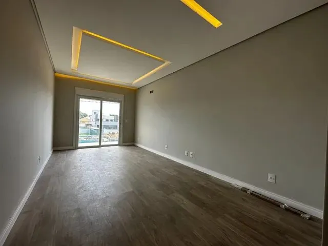 Imagem 5: Sobrado com 04Dormitorios em Condomínio