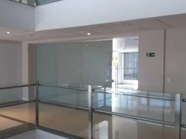Imagem 10: Edifício Glass Tower Offices