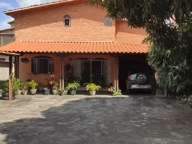 Imagem: EXCELENTE OPORTUNIDADE! Casa Espaçosa de